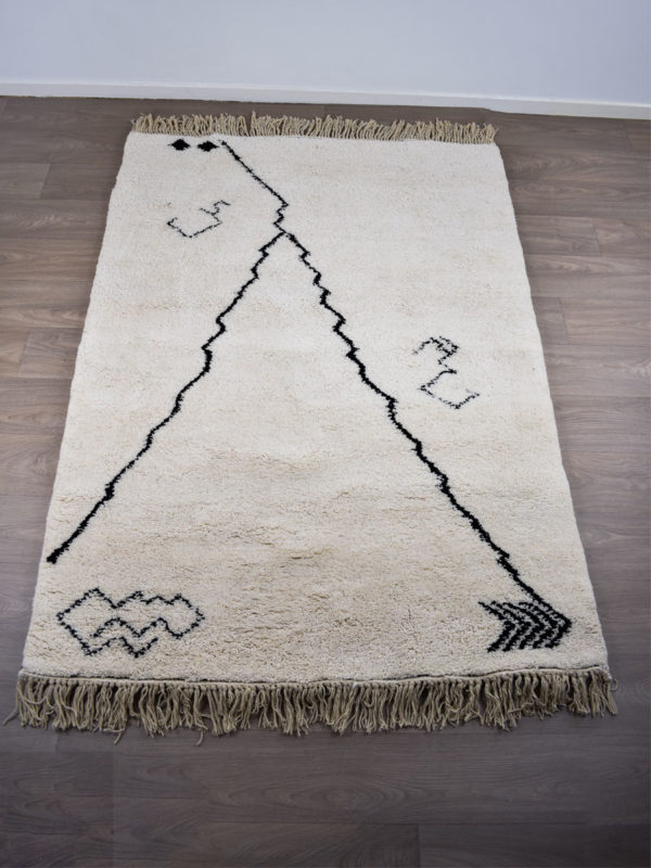 tapis berbere beni ouarain blanc design
