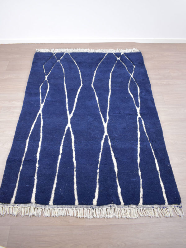 tapis berbere beni ouarain bleu