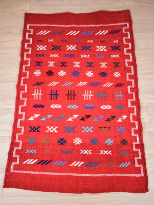 tapis berbere kilim rouge