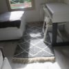 tapis berbere beni ouarain blanc et noir matiere