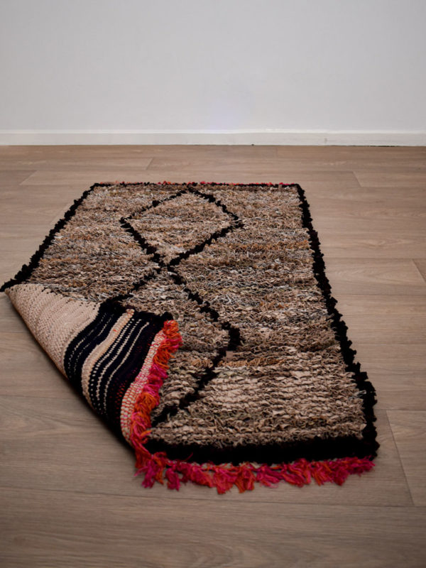 Tapis berbère Boucherouite Marron à motifs en losanges