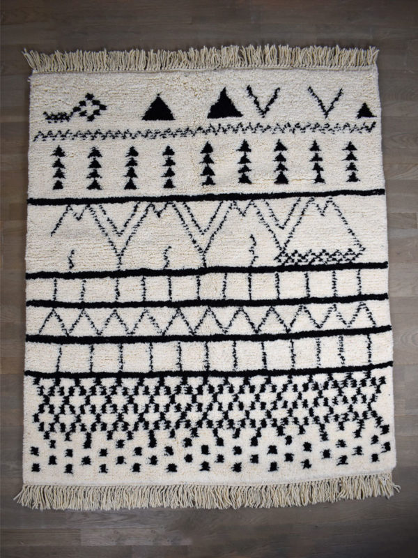 tapis berbere beni ouarain blanc noir