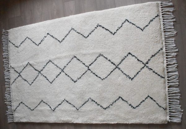 tapis berbere beni ouarain Zigzag avec Losange au milieu