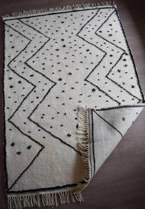 Tapis_Berbere_Beni Ouarain_TBO40_Motif Zigzag avec points