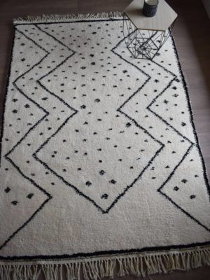 Tapis_Berbere_Beni Ouarain_TBO40_Motif Zigzag avec points