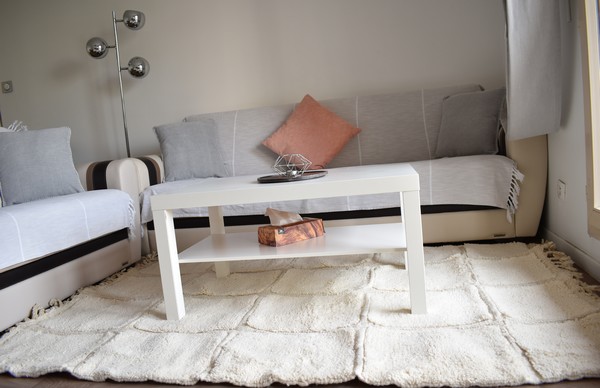 Tapis_Berbere_Beni Ouarain_TBO63_Blanc avec Motif carrés